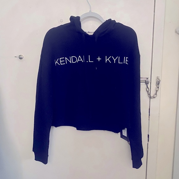 NWT. Kendall&Kylie Sweatshirt - Picture 1 of 3